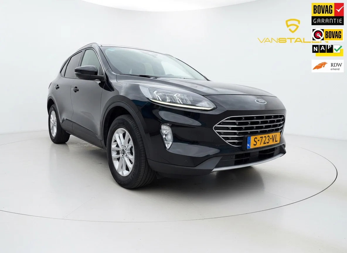 Ford Kuga (2023) — foto 1