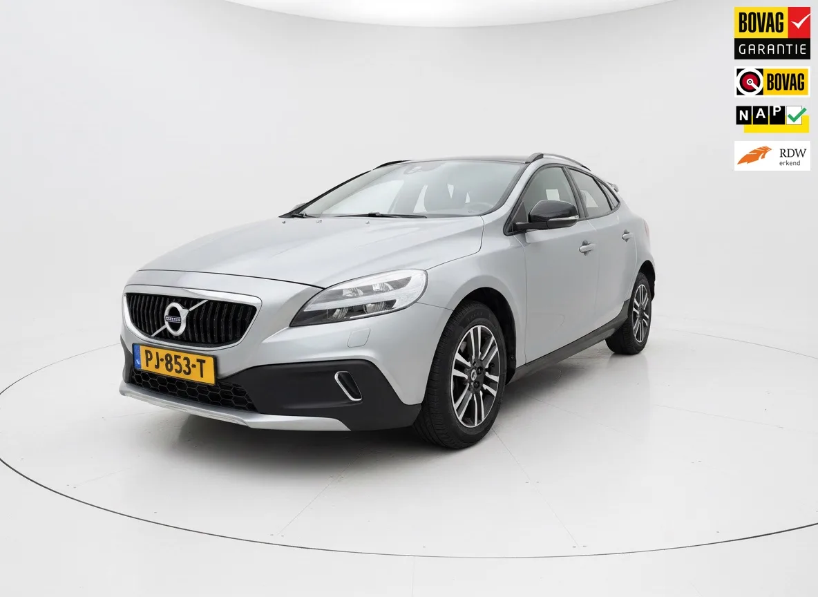 Volvo V40 (2017) — foto 1
