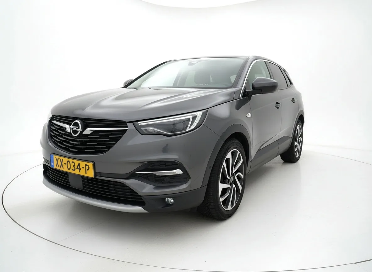 Opel Grandland X (2019) — foto 1