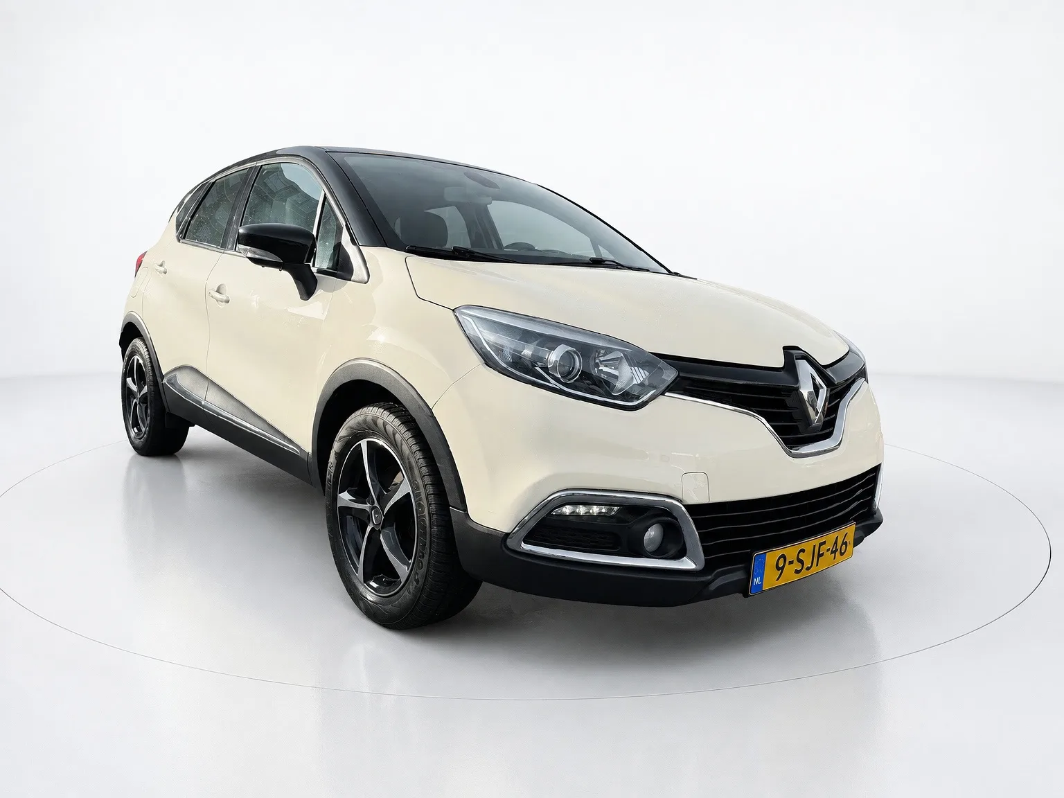 Renault Captur (2013) — foto 1
