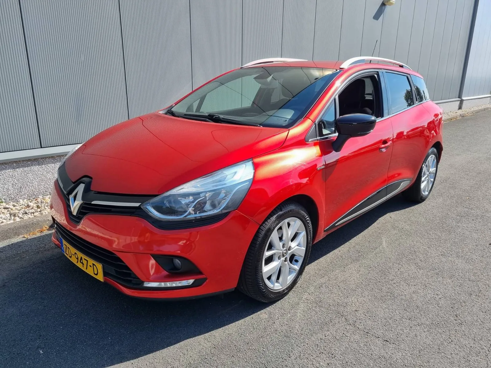 Renault Clio (2019) — foto 1