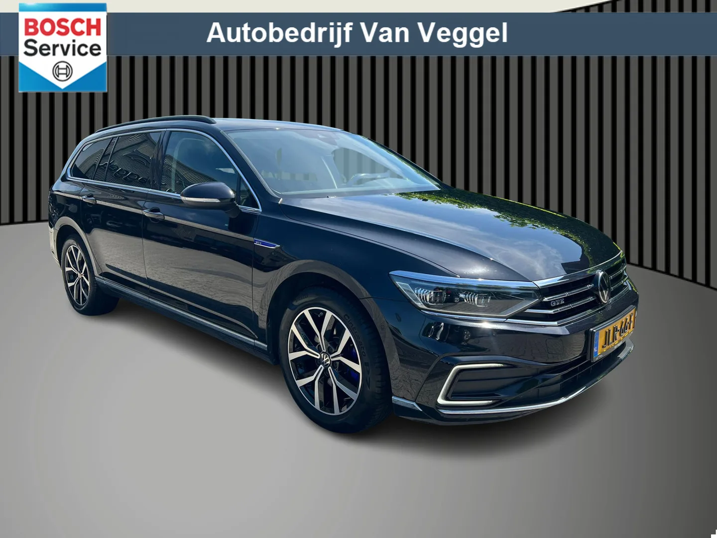 Volkswagen Passat (2022) — foto 1