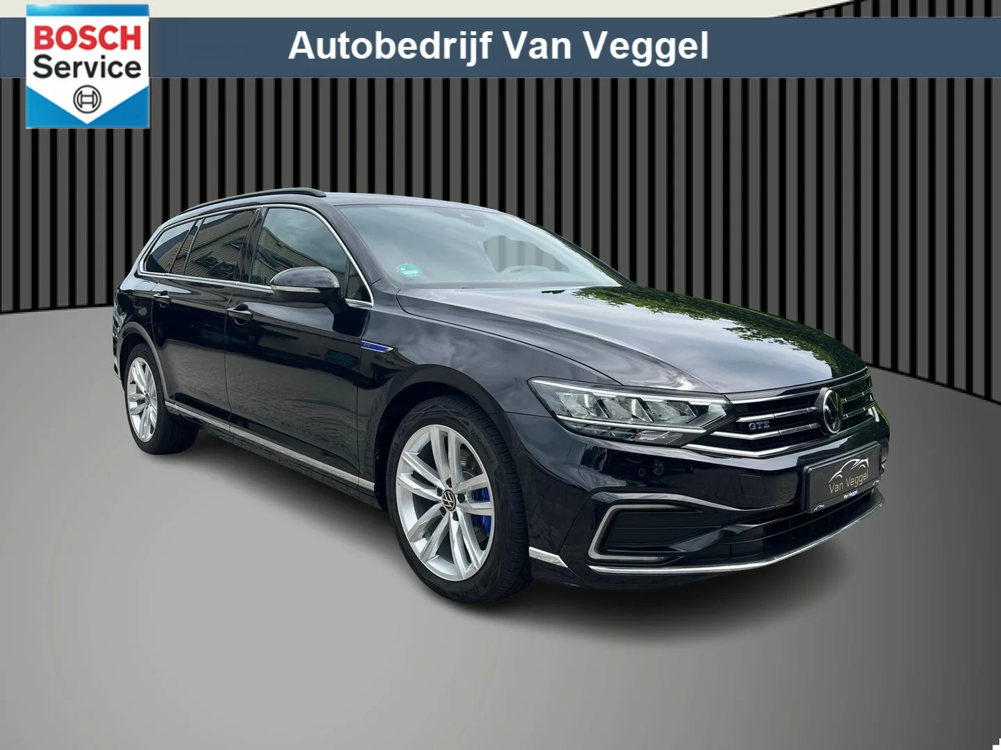Volkswagen Passat (2022) — foto 1
