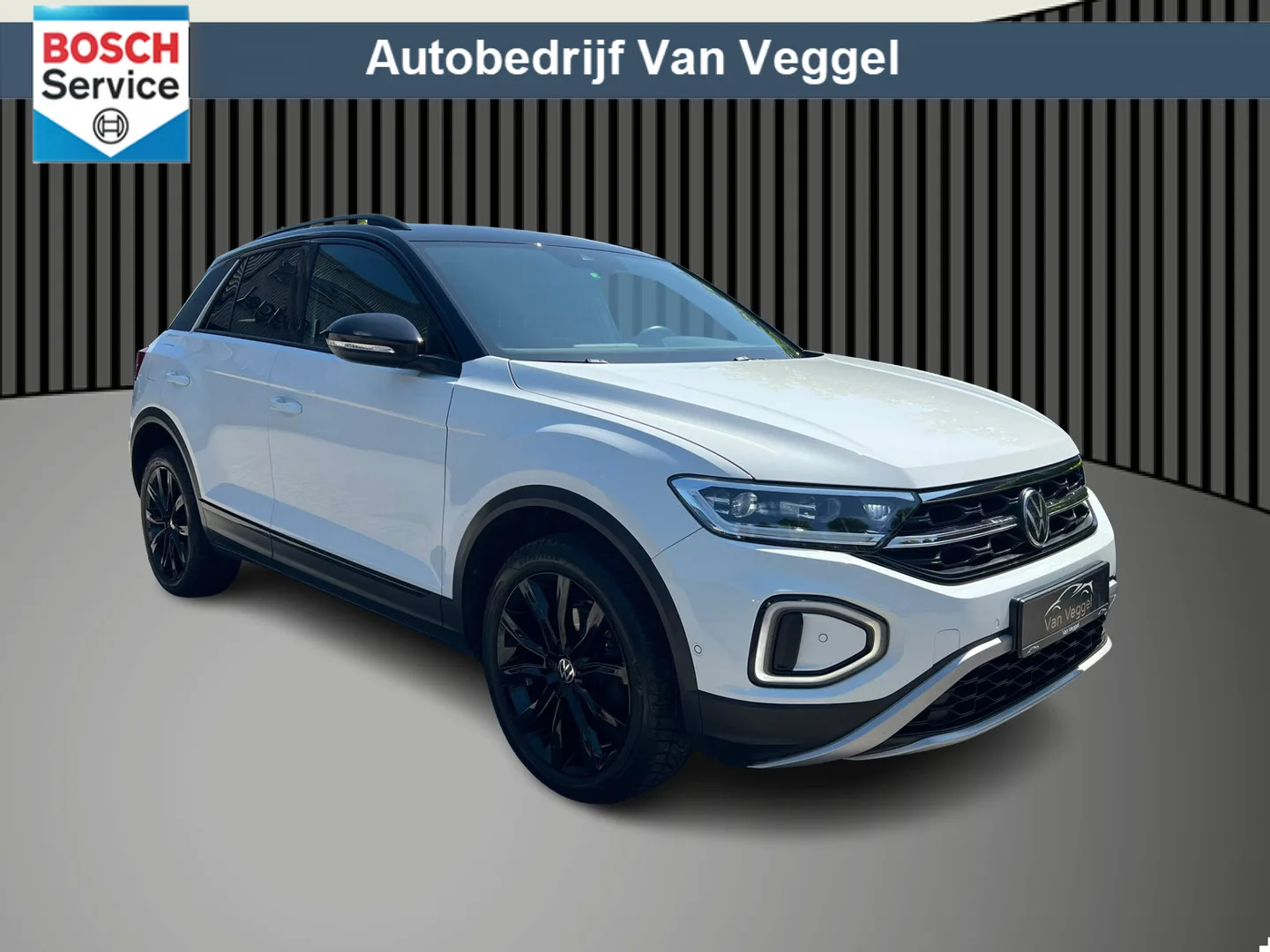 Volkswagen T-Roc (2023) — foto 1