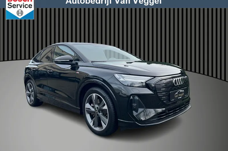 Audi Q4 e-tron (2022)