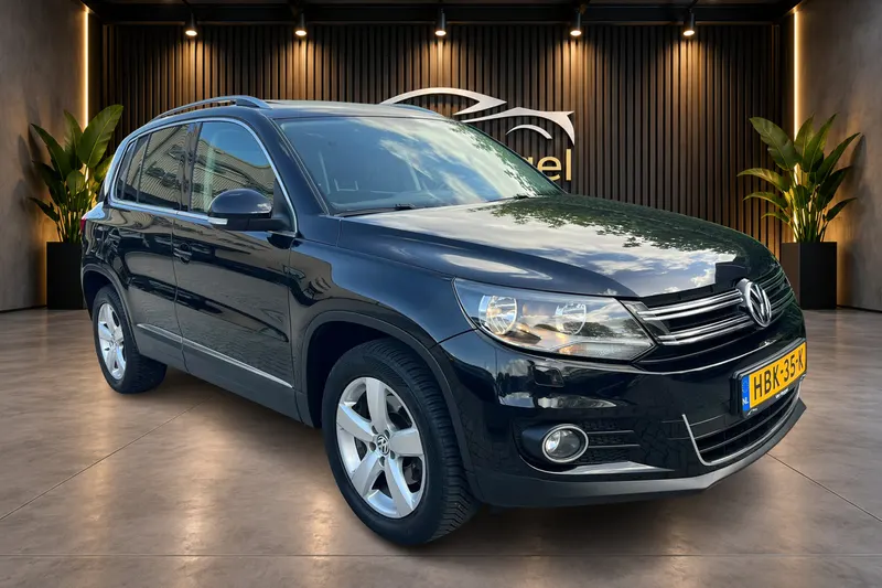 Volkswagen Tiguan (2012)