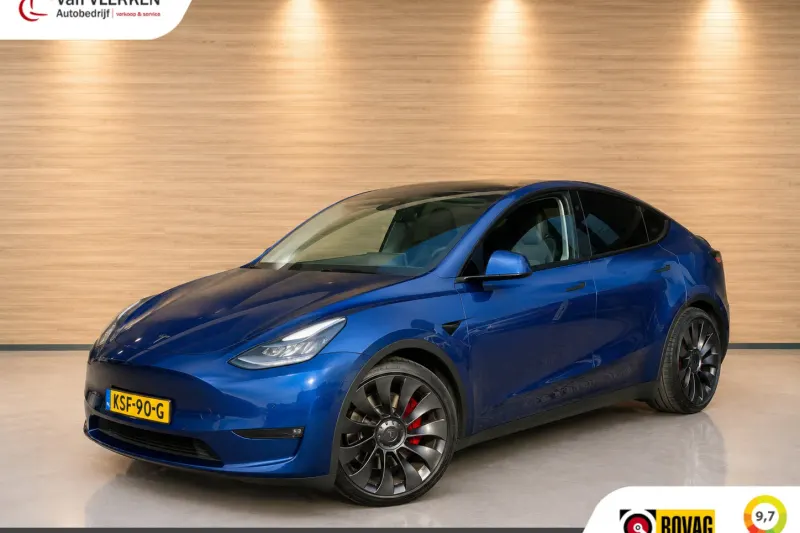 Tesla Model Y (2025)