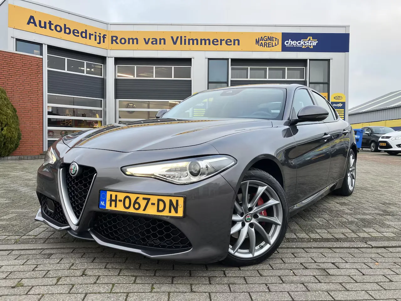 Alfa Romeo Giulia (2020) — foto 1