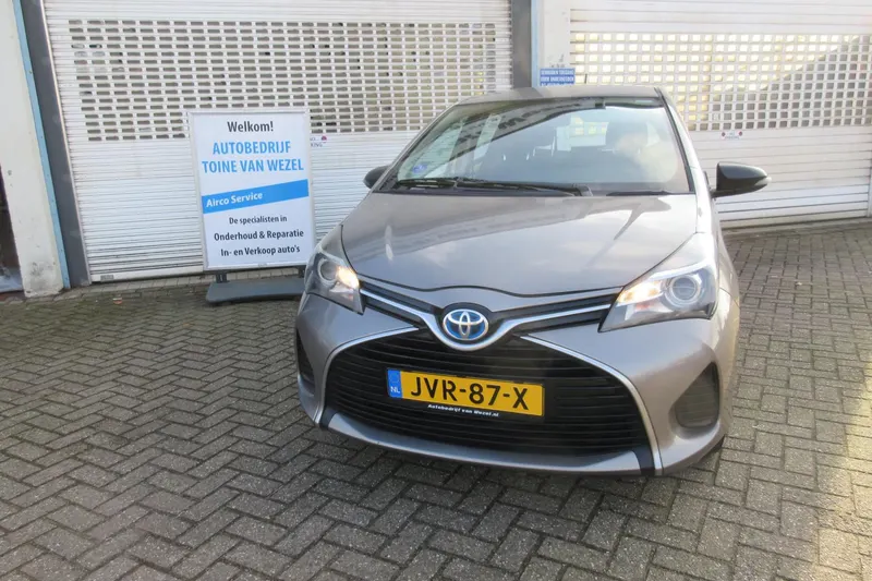 Toyota Yaris (2015)