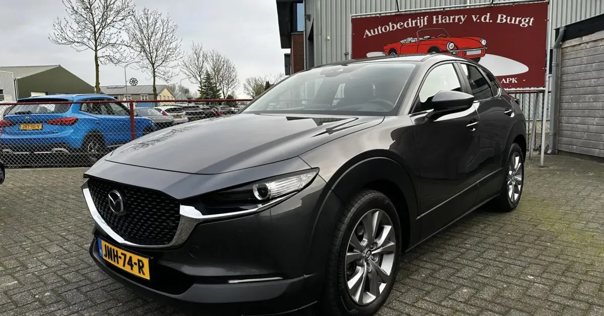Mazda CX-30 (2021) — foto 1