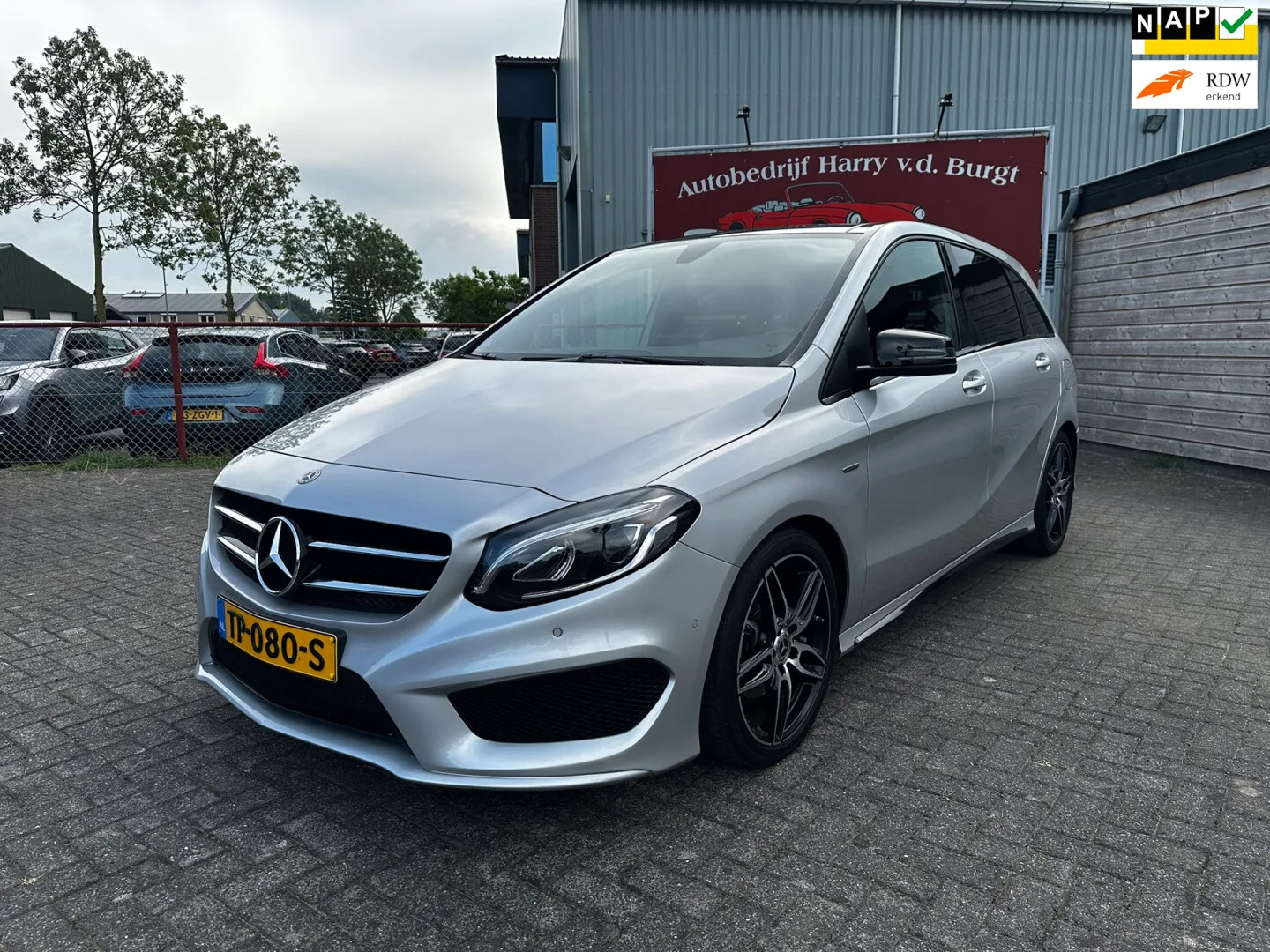 Mercedes-Benz B-Klasse (2018) — foto 1