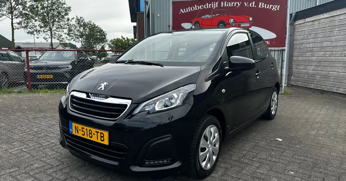 Peugeot 108 (2022) — foto 1