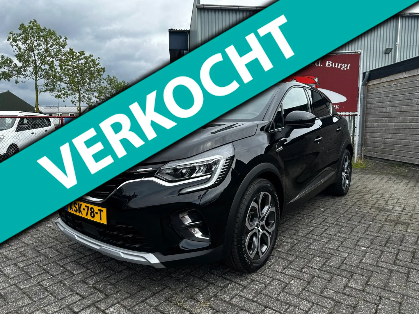 Renault Captur (2022) — foto 1
