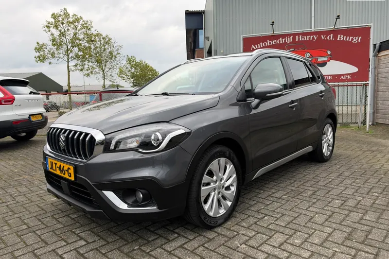 Suzuki S-Cross (2019)