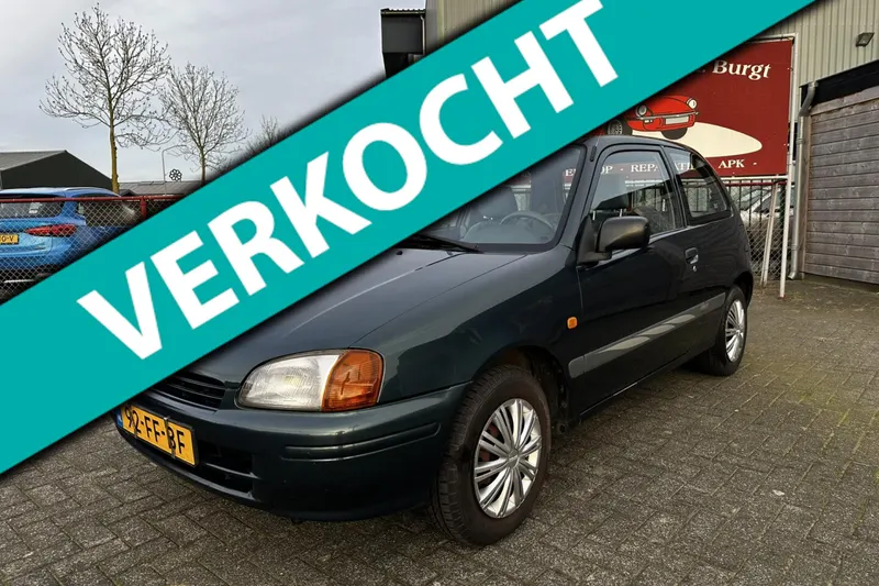 Toyota Starlet (2000)