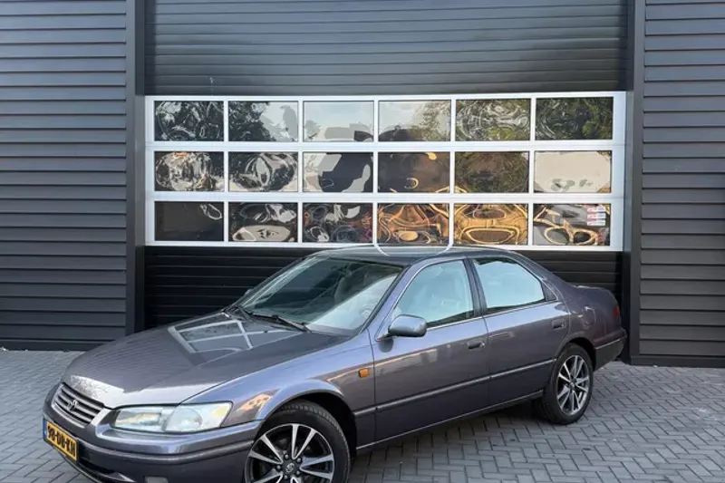 Toyota Camry (1999)