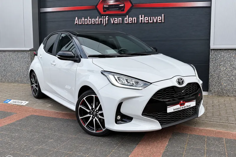 Toyota Yaris (2022)