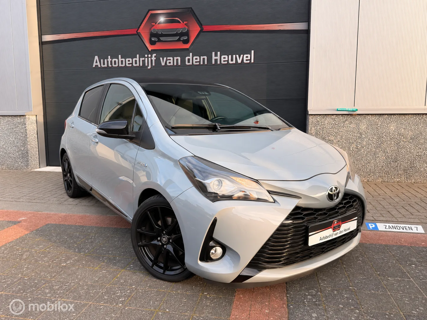 Toyota Yaris (2019) — foto 1