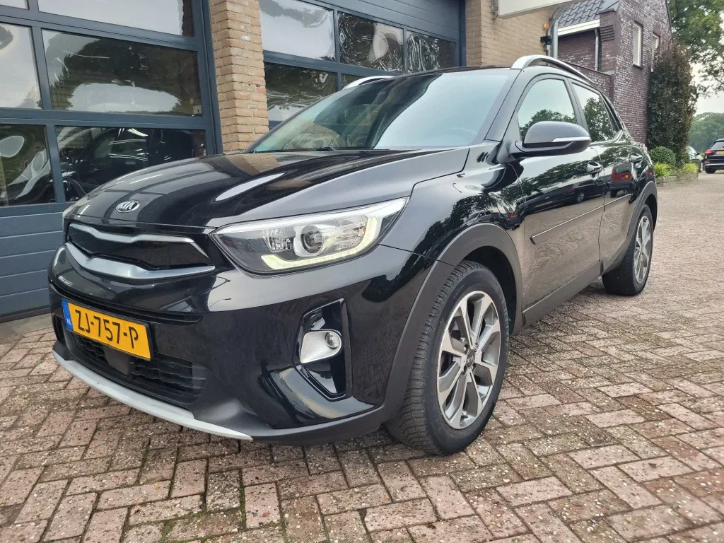 Kia Stonic (2019) — foto 1