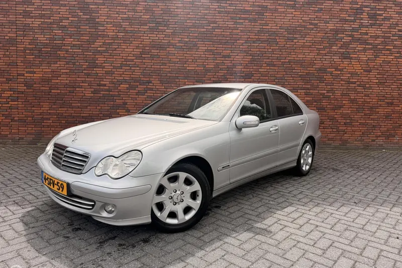 Mercedes-Benz C-Klasse (2004)