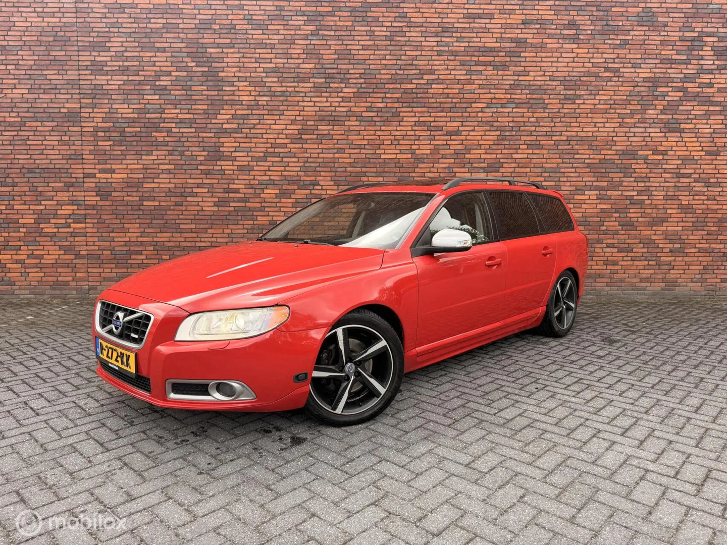 Volvo V70 (2010) — foto 1