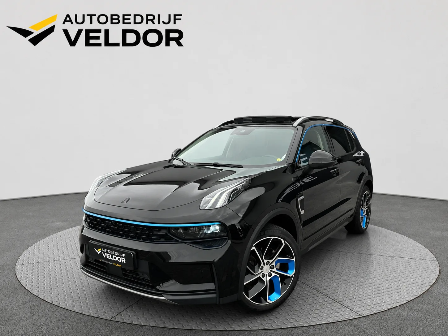 Lynk & Co 01 (2022) — foto 1