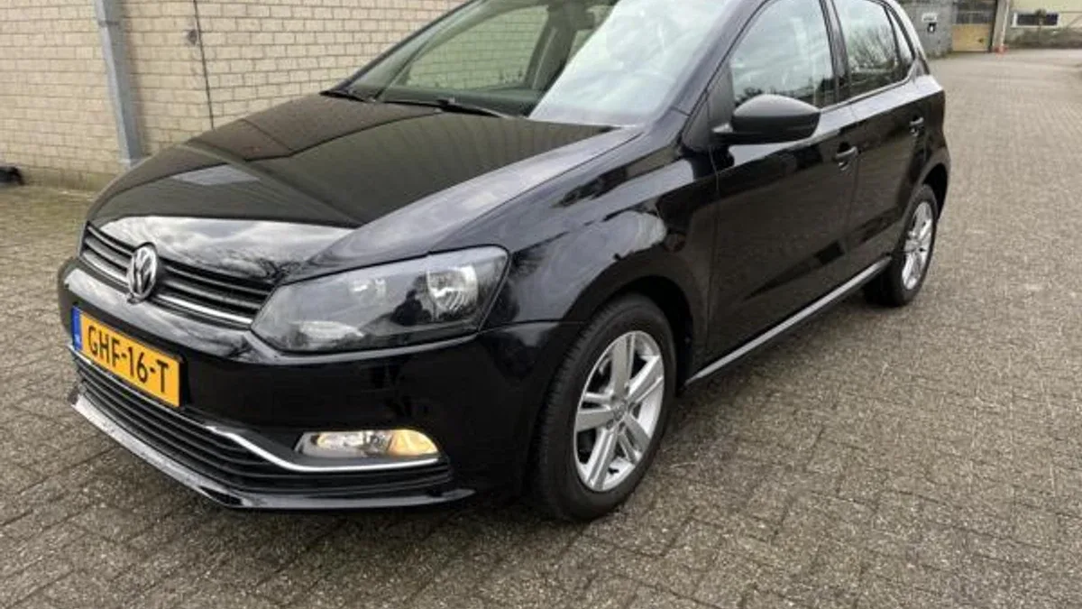 Volkswagen Polo (2014) — foto 1