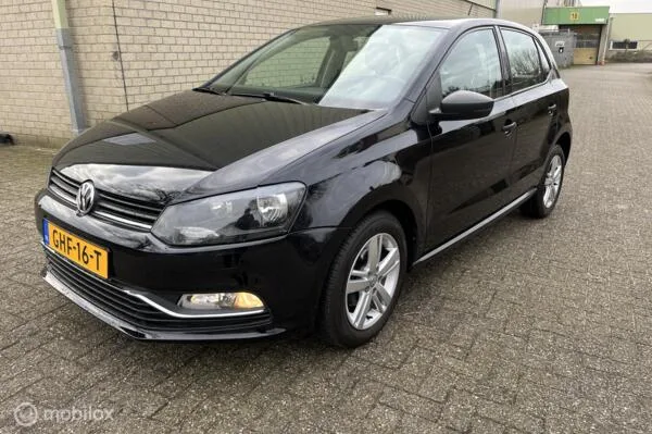 Volkswagen Polo (2014) — foto 1