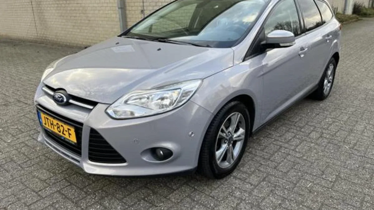 Ford Focus (2014) — foto 1