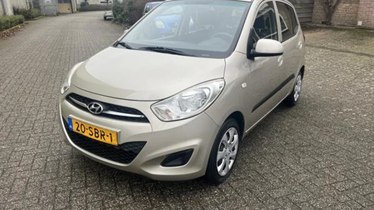 Hyundai i10 (2011) — foto 1