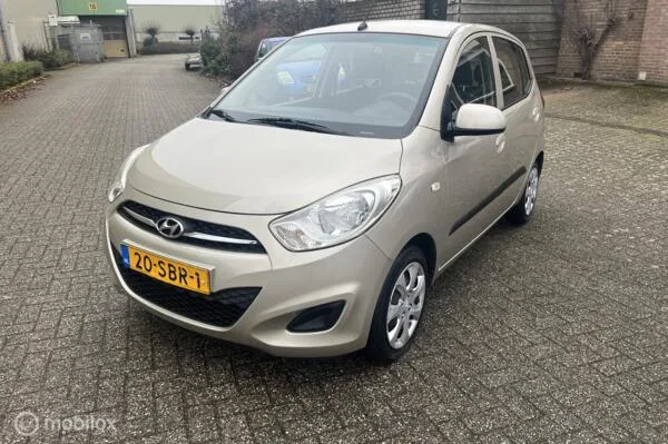 Hyundai i10 (2011) — foto 1