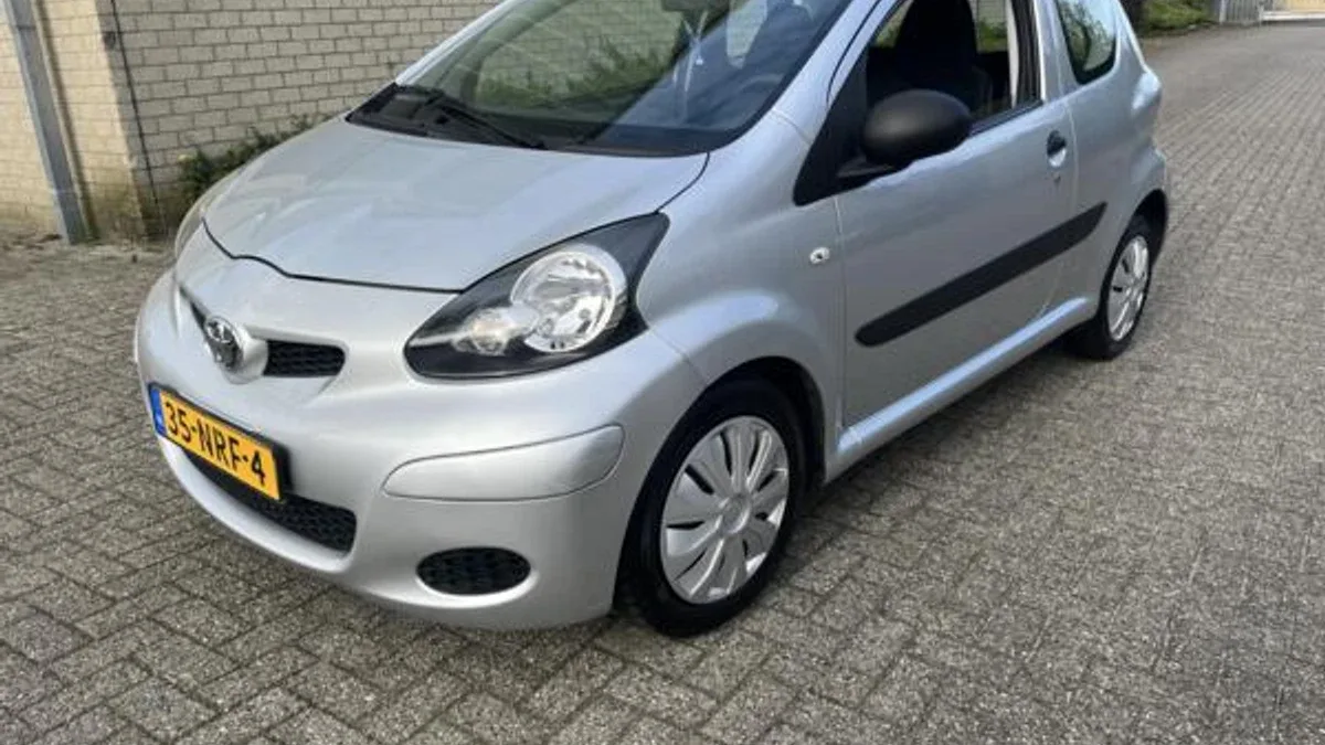 Toyota Aygo (2010) — foto 1