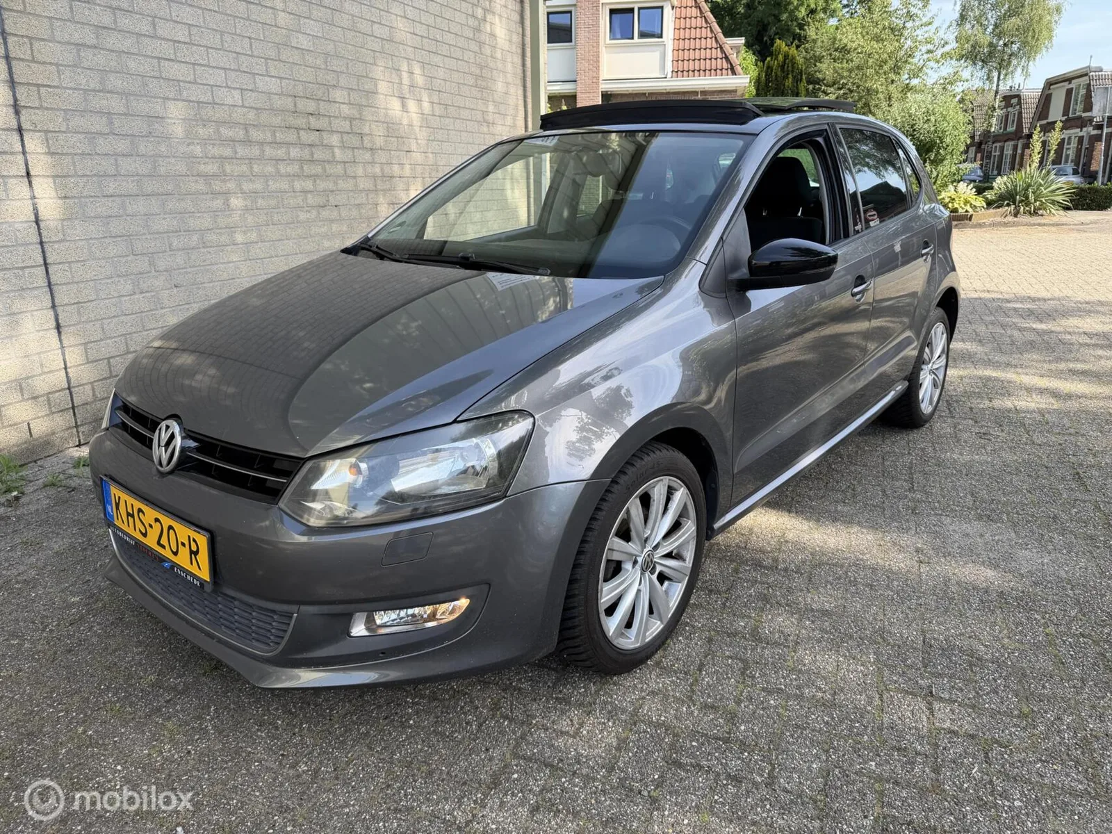 Volkswagen Polo (2012) — foto 1