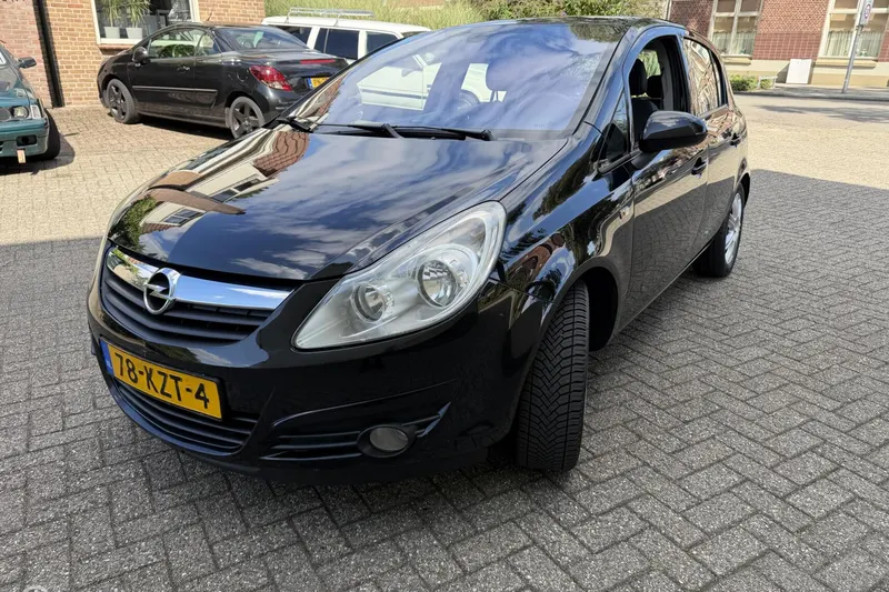 Opel Corsa (2010)