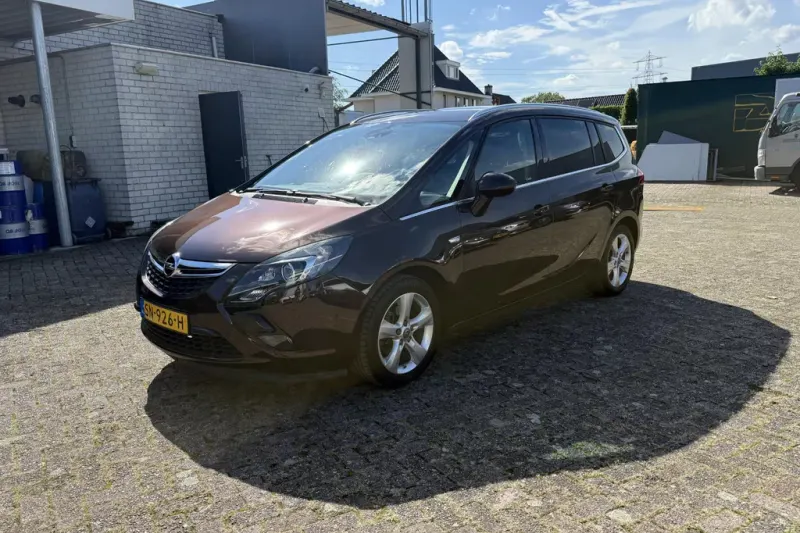 Opel Zafira (2016)