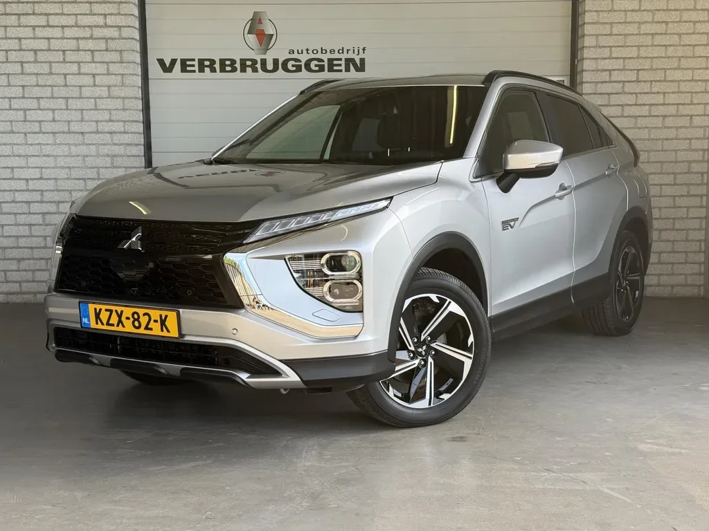 Mitsubishi Eclipse Cross (2024) — foto 1