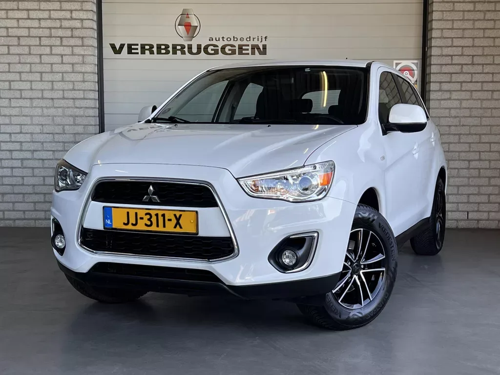 Mitsubishi ASX (2016) — foto 1
