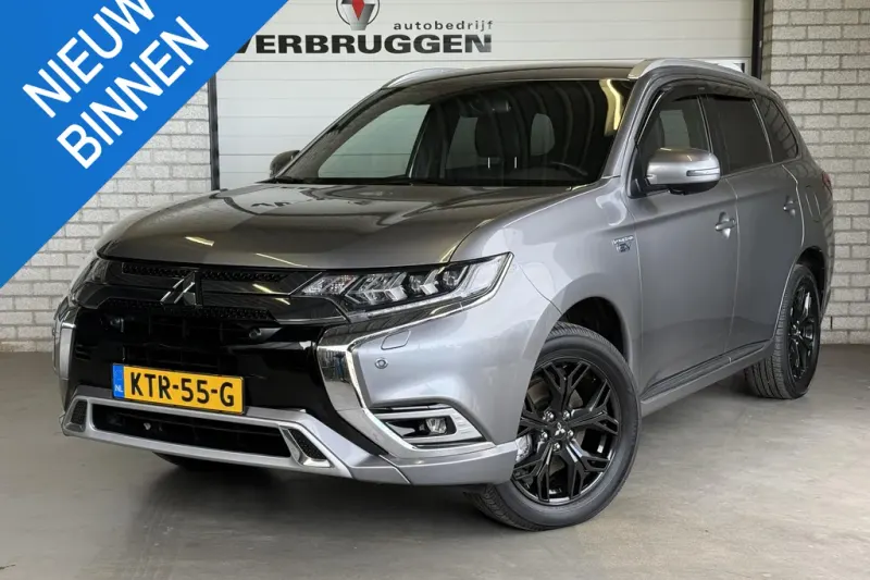 Mitsubishi Outlander (2021)