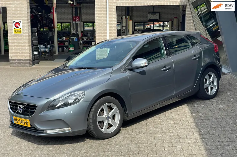 Volvo V40 (2014)