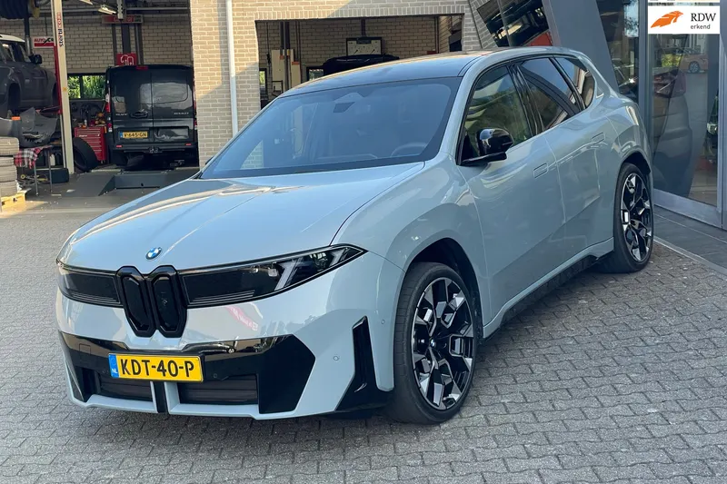 BMW iX3 (2026)