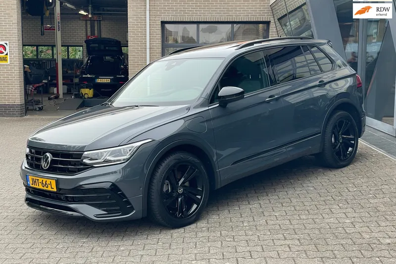 Volkswagen Tiguan (2021)