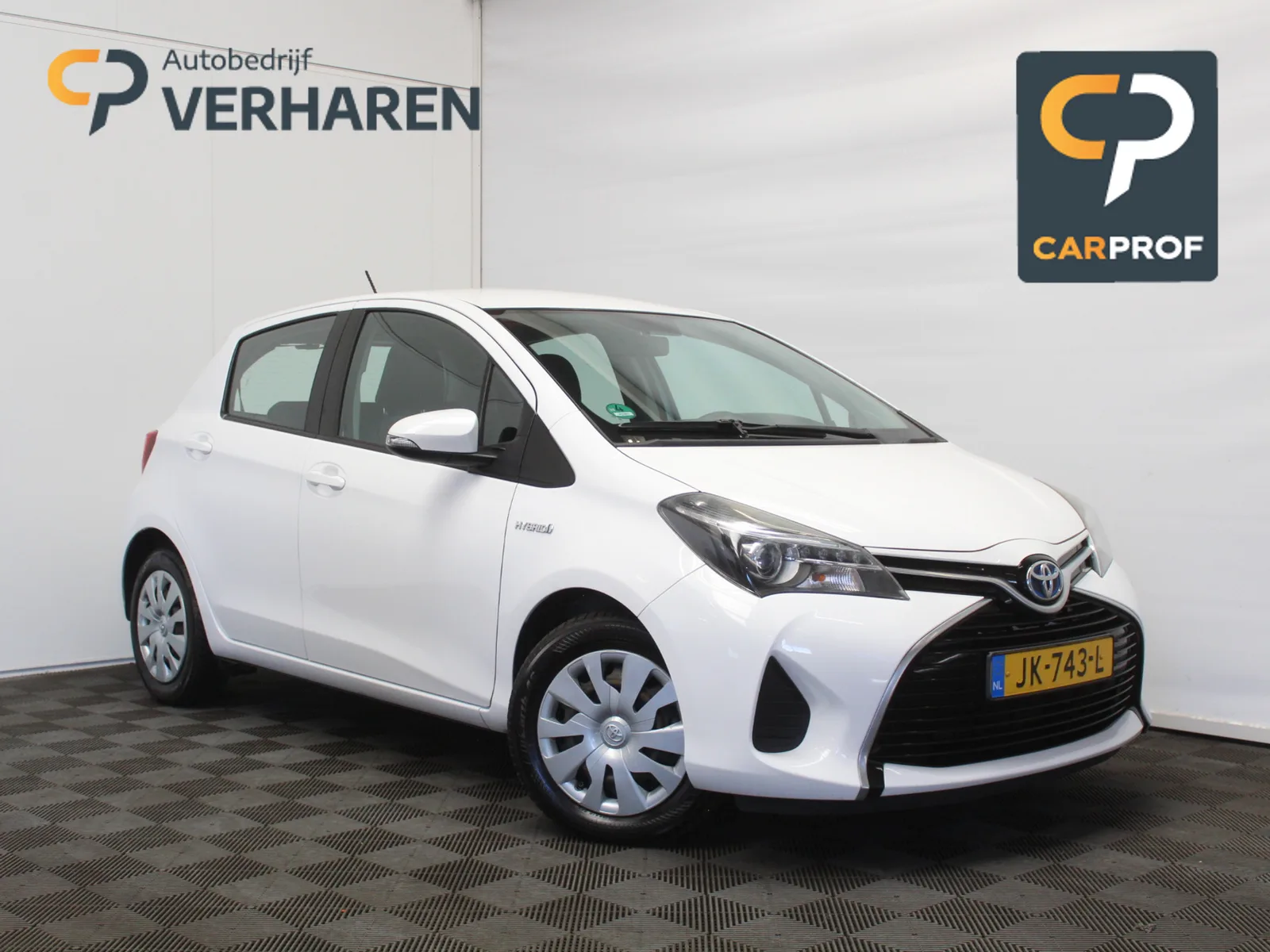 Toyota Yaris (2016) — foto 1