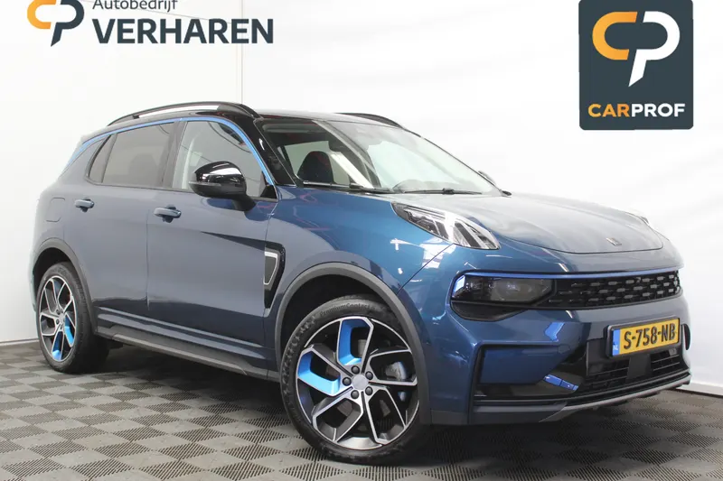 Lynk & Co 01 (2023)