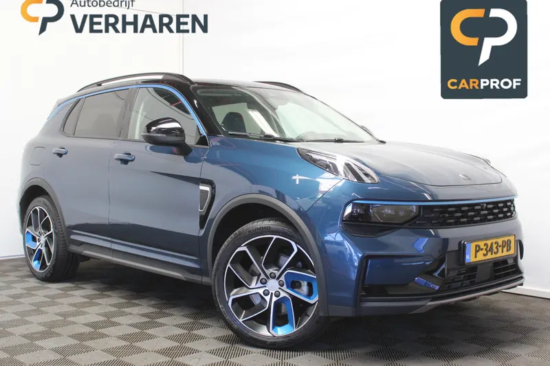 Lynk & Co 01 (2022)