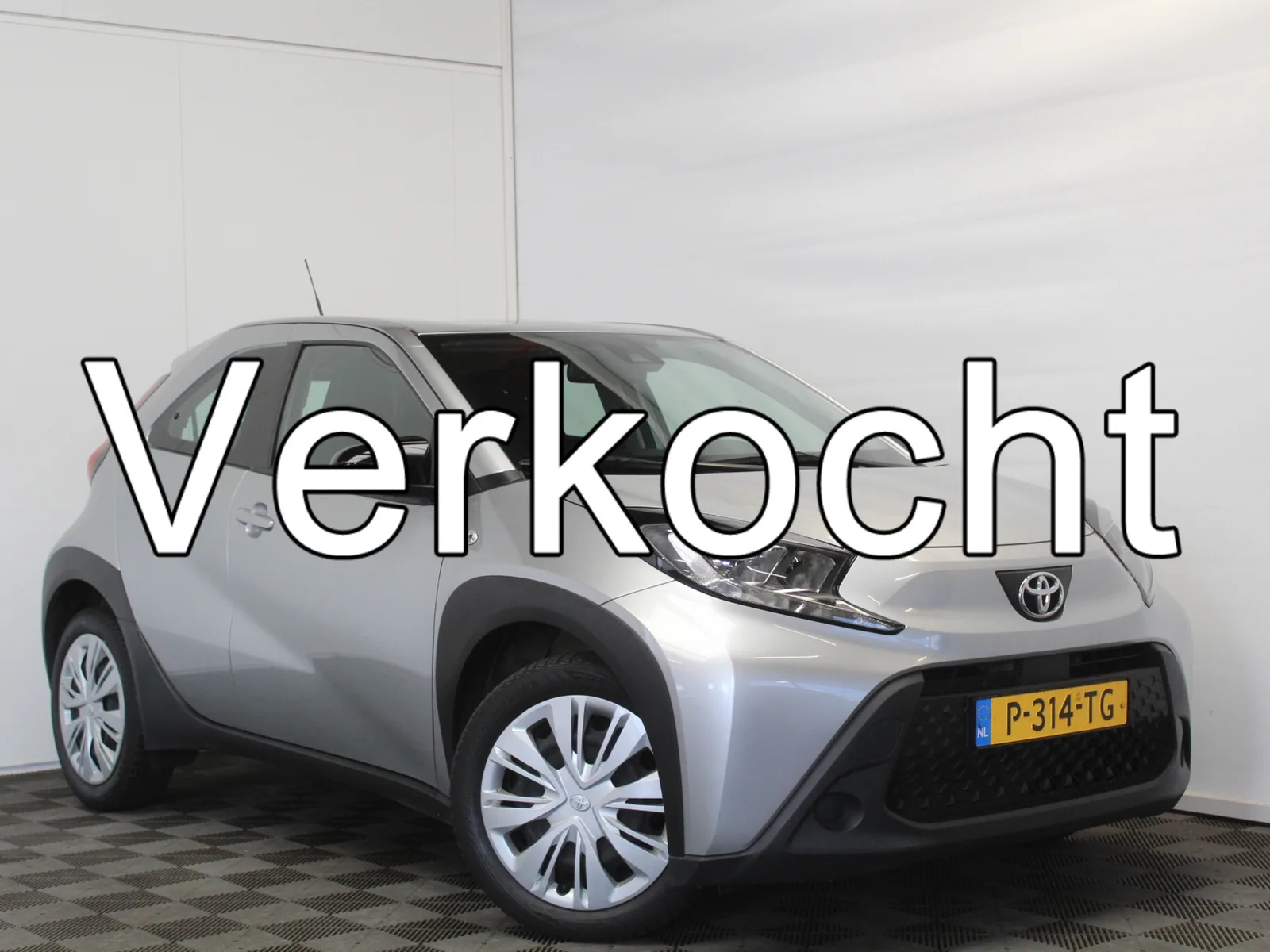 Toyota Aygo X (2022) — foto 1