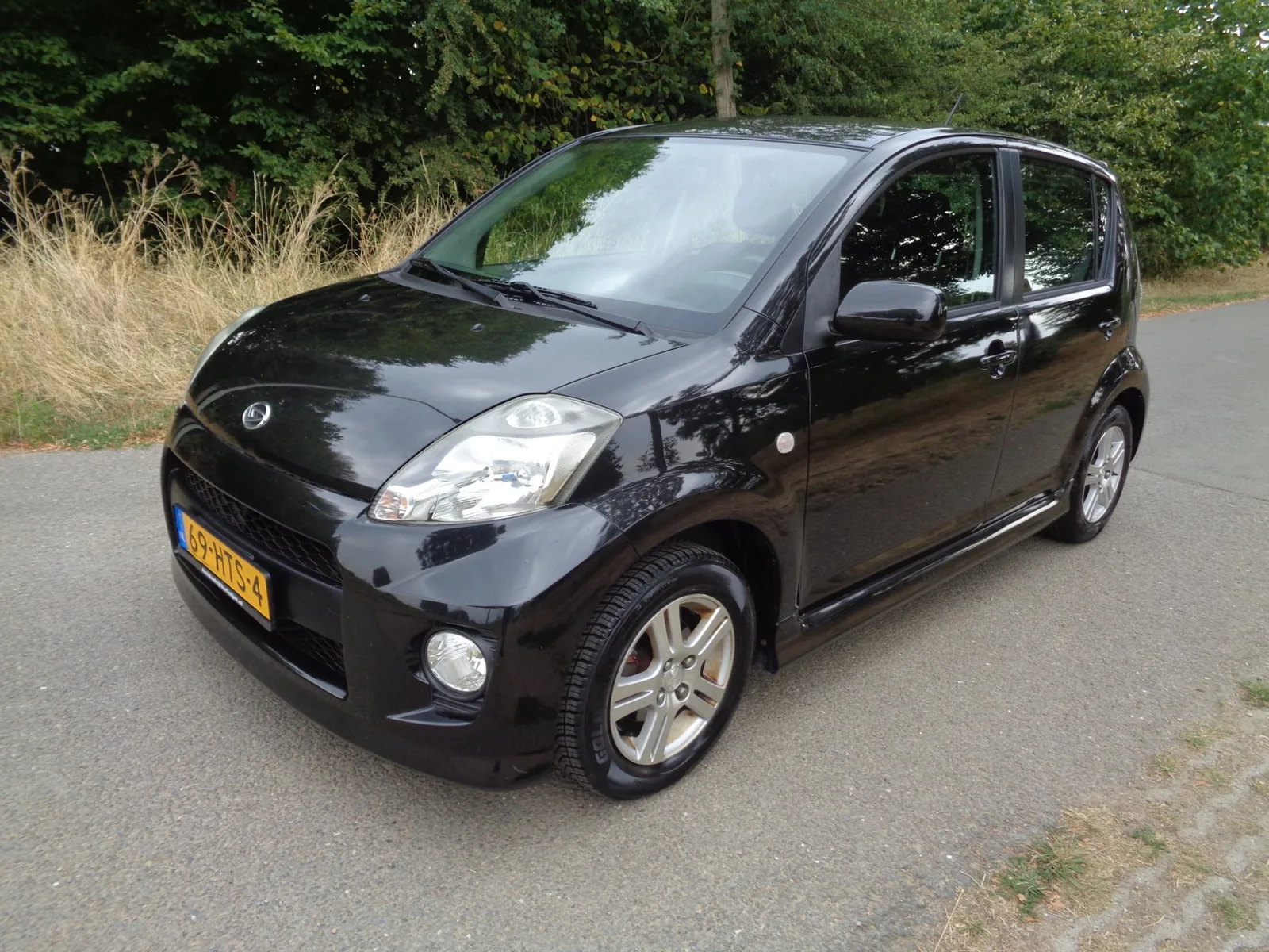 Daihatsu Sirion 2 (2009) — foto 1