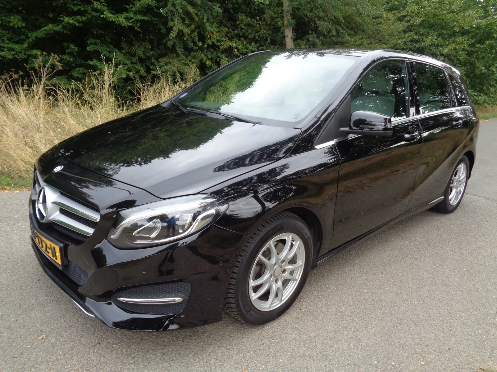 Mercedes-Benz B-Klasse (2015) — foto 1