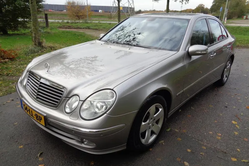 Mercedes-Benz E-Klasse (2003)