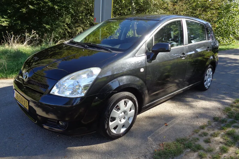 Toyota Verso (2006)
