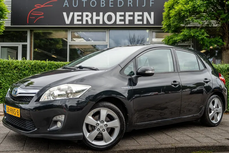 Toyota Auris (2011)